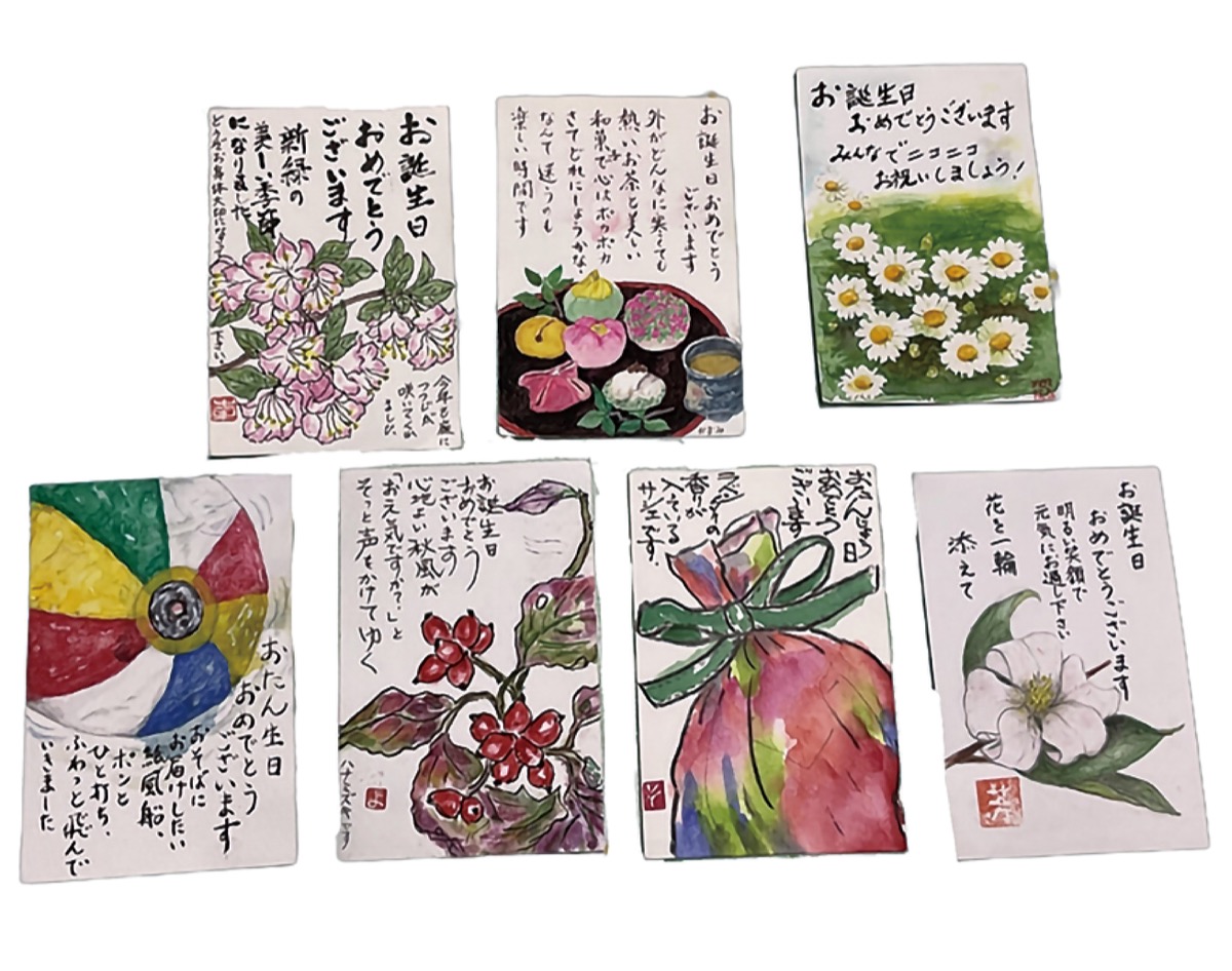 会員が手掛けた絵手紙の一部