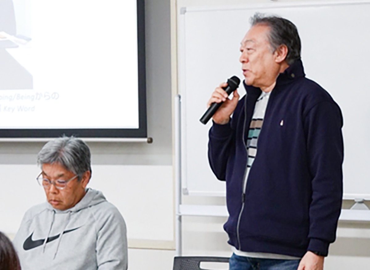 活動について発表する沼崎さん