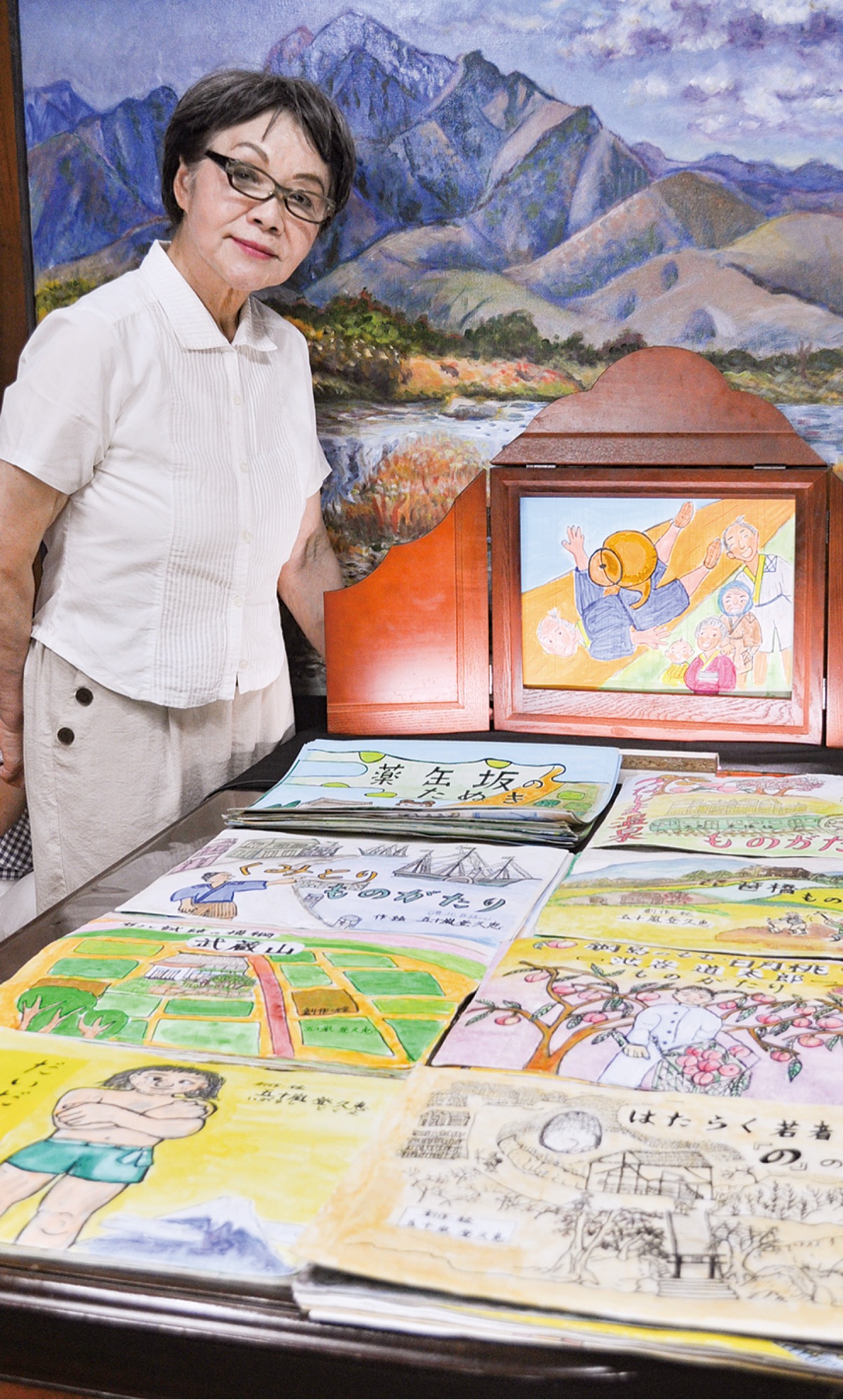 制作した紙芝居の数々と五十嵐さん