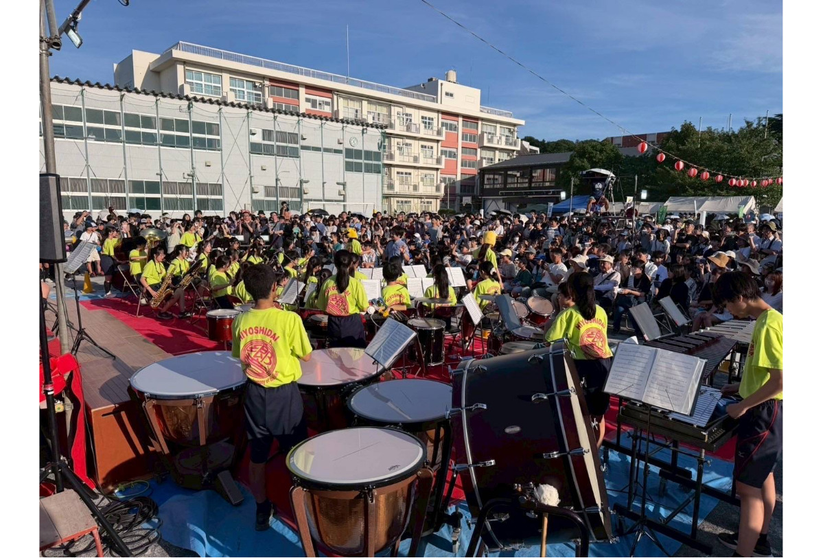 日吉台中生による演奏