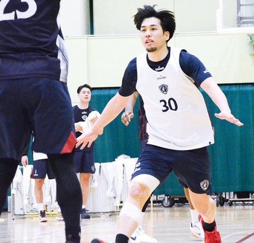 ディフェンスからチームを引っ張る須藤選手