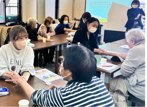 地域の高齢者と交流