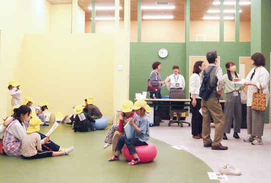 「つづきの本ばこ」