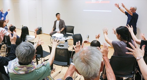 船川選手を交えて行われた手話講座