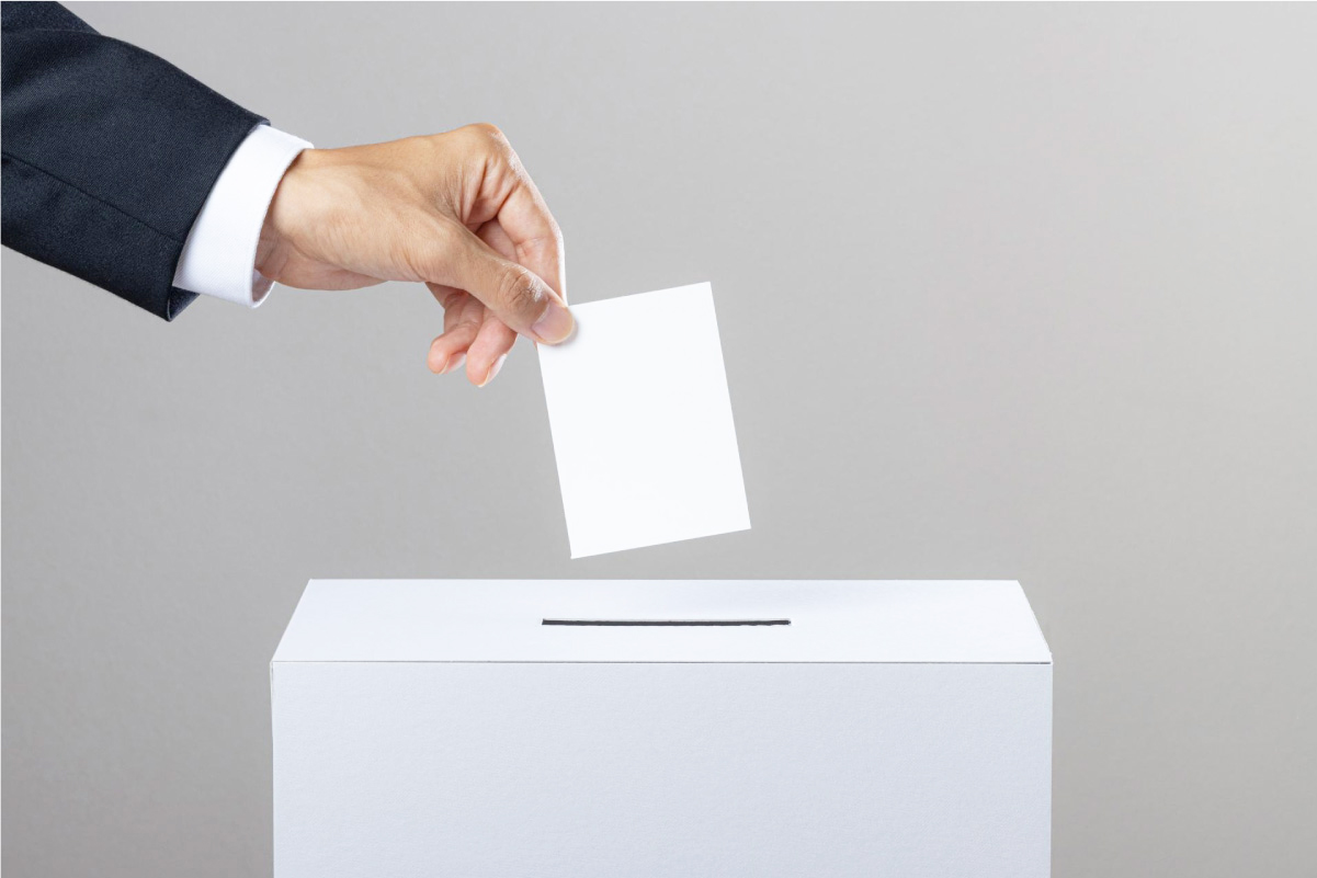 【26年冬・衆院選】「投票のご案内」がなくても、手ぶらで投票できます。早く届けられるようハガキでお知らせします。