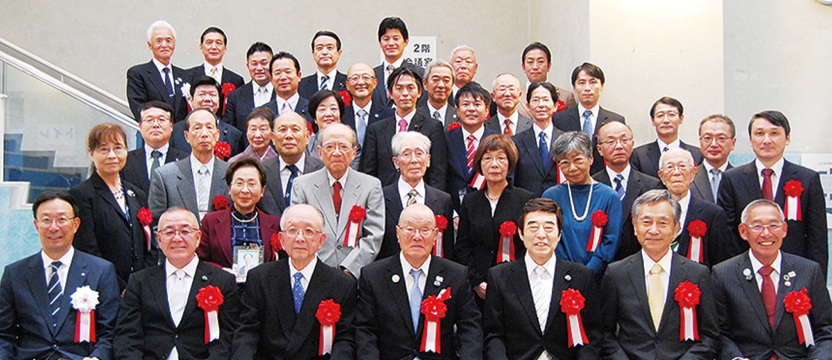区制25周年の式典参加者