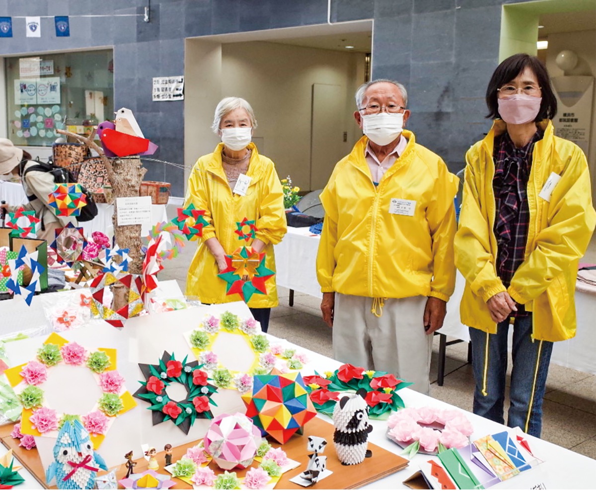 渾身の作品 一堂に 区老連主催で作品展 都筑区 タウンニュース