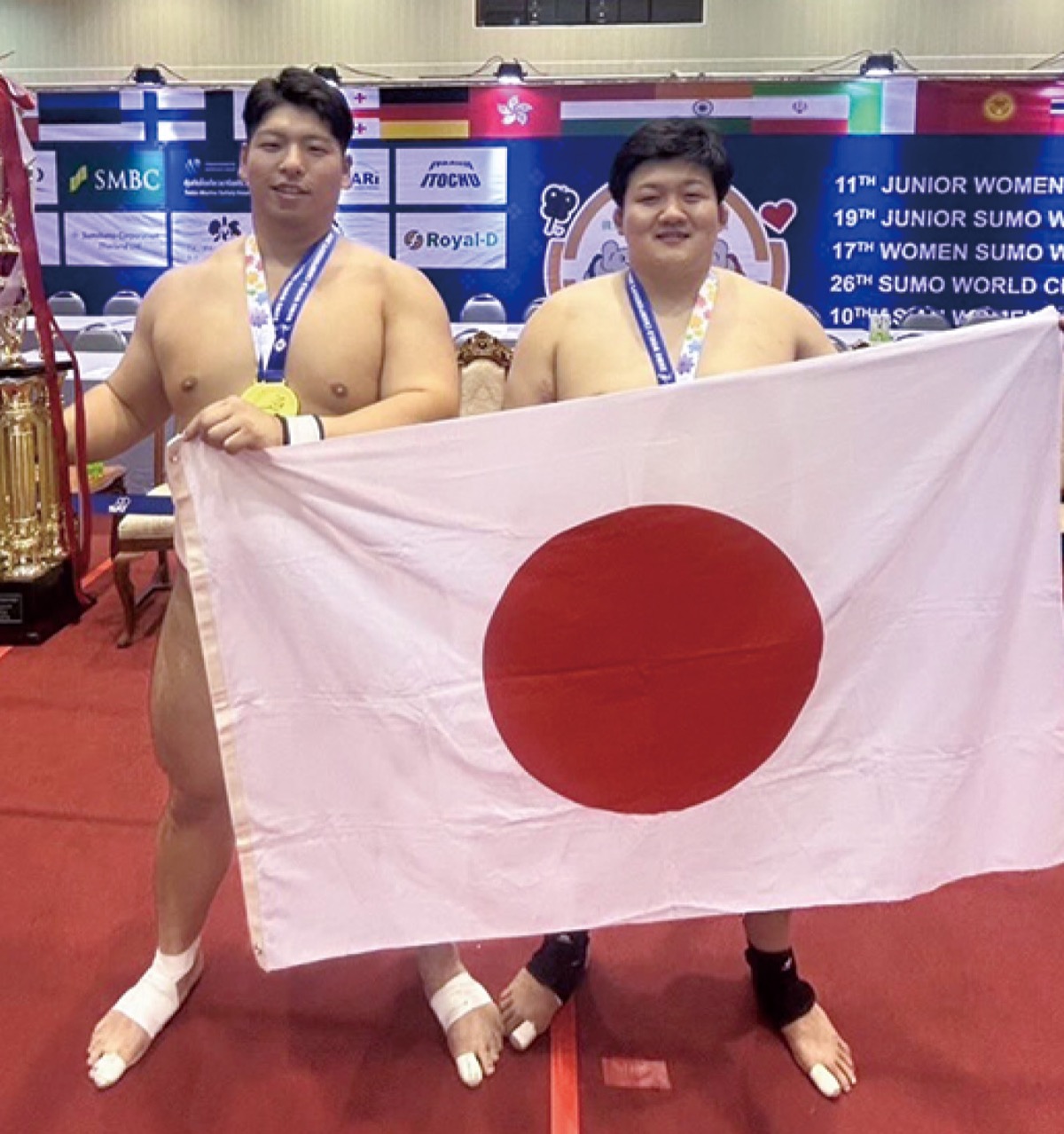 三輪、池田両選手が快挙