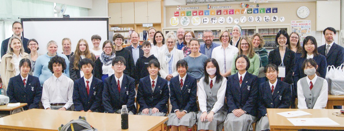 中学生が独・大学と交流