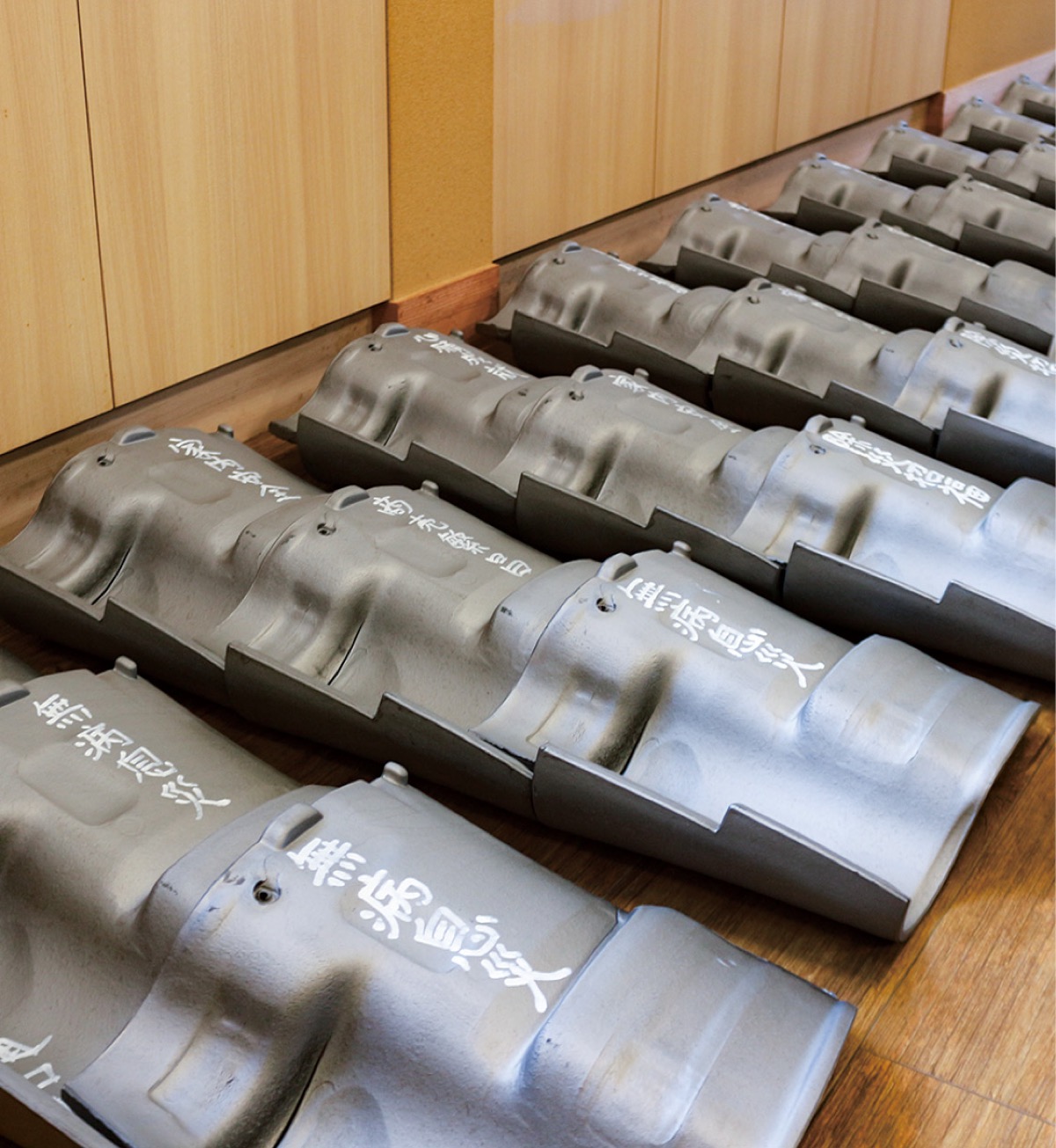 願いが記された瓦