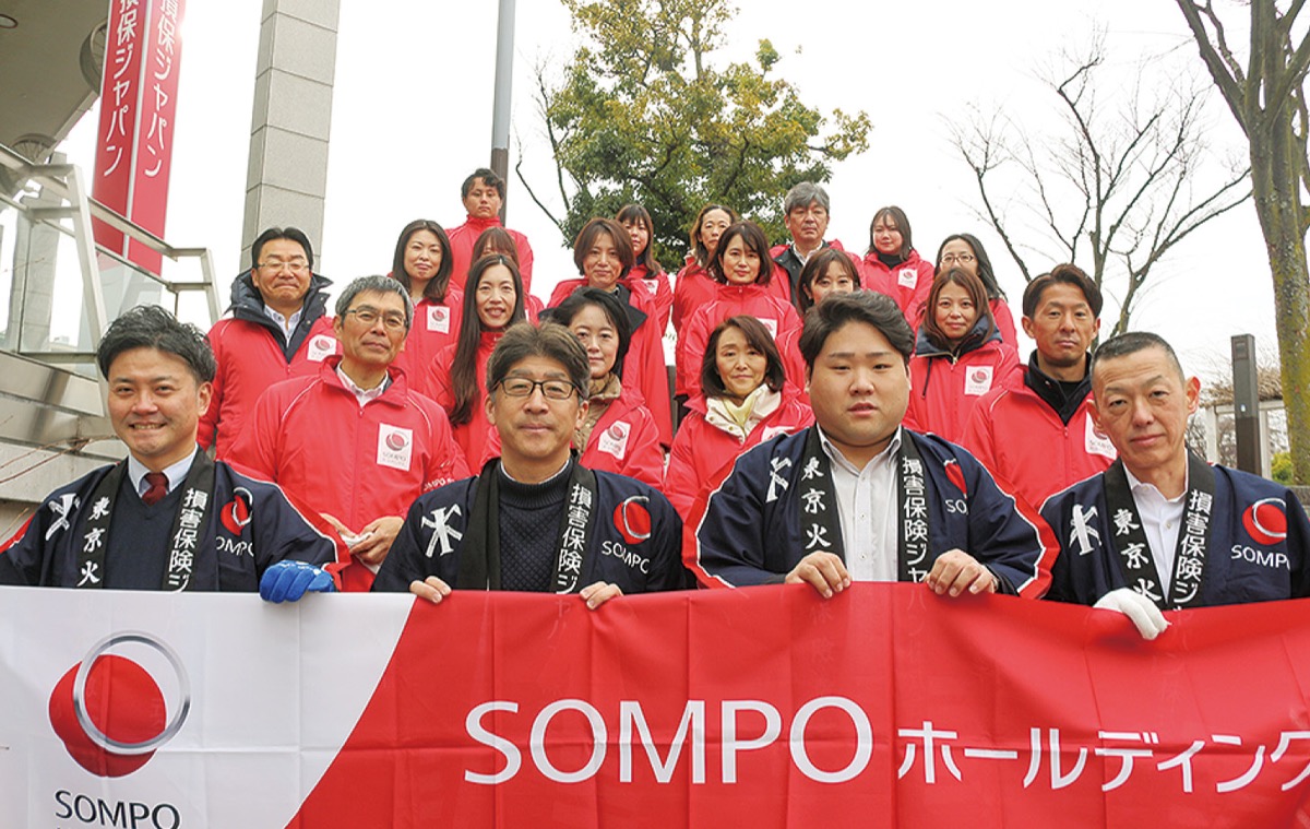 全員揃って最後の記念撮影