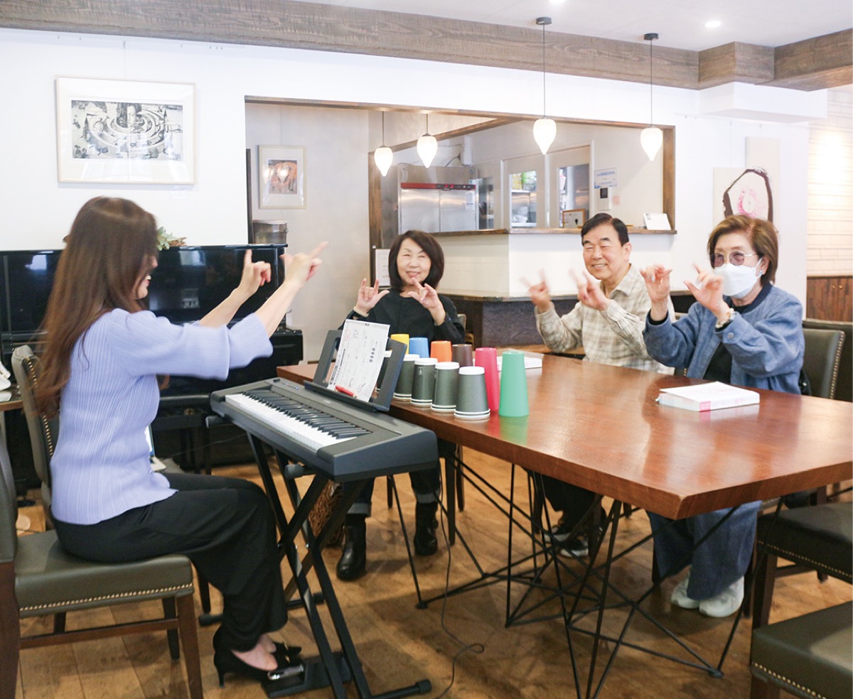 歌って脳トレ教室の様子