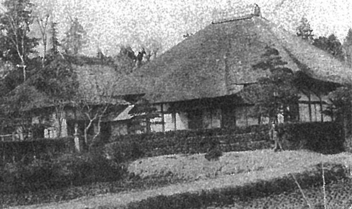 開校当時仮校舎だった宗忠寺