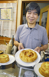 山崎 明会長（66）焼菓子専門店「ラ・フルール・ド・ポム」（白根）店主