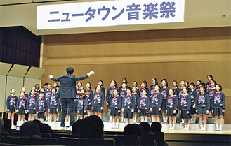音楽祭を締めくくった中沢小学校合唱団