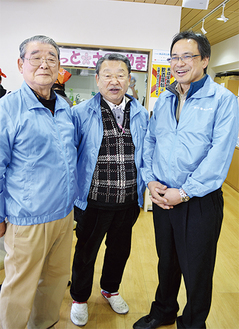 福村院長とオールさこんやまの林理事長、矢野森さん（右から）