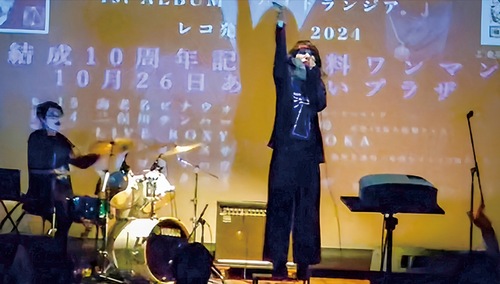 Ｘ河本さん（左）と神林だださん