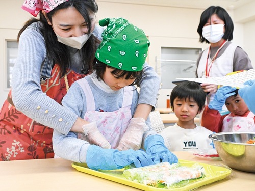 仲良く生春巻きを作った