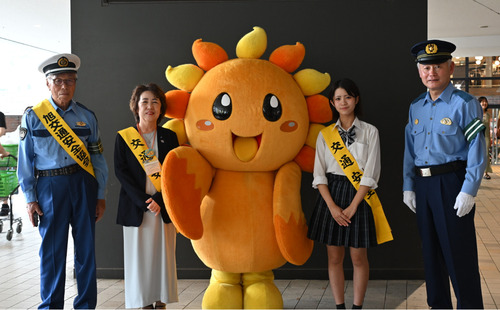 「あさひくん」もキャンペーンに駆け付けた