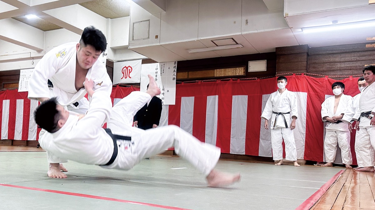 ｢武道始式｣で士気高める