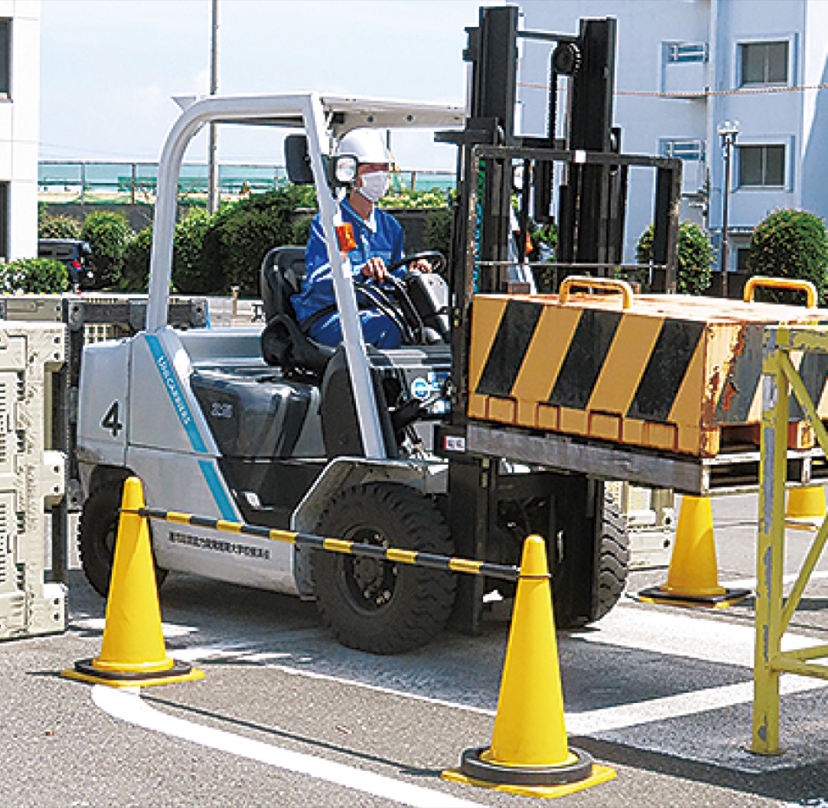 入校生を募集中