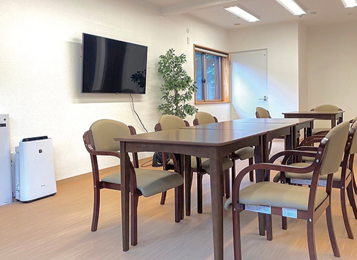 家庭的な雰囲気の部屋