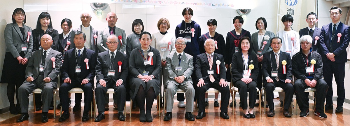 功労者、優秀選手労う