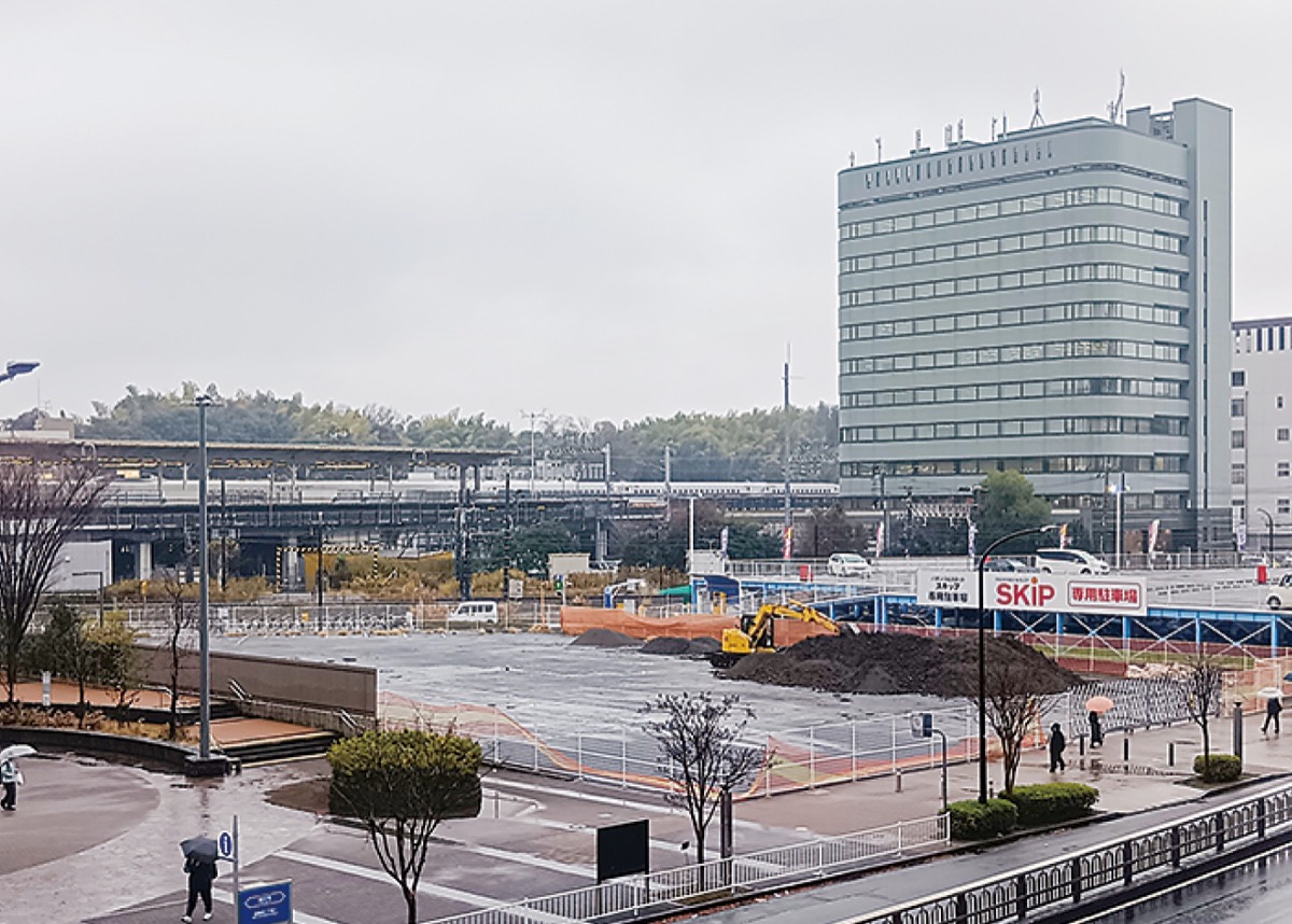 大型図書館、新横浜に