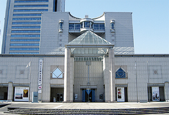 横浜美術館はみなとみらい駅徒歩５分