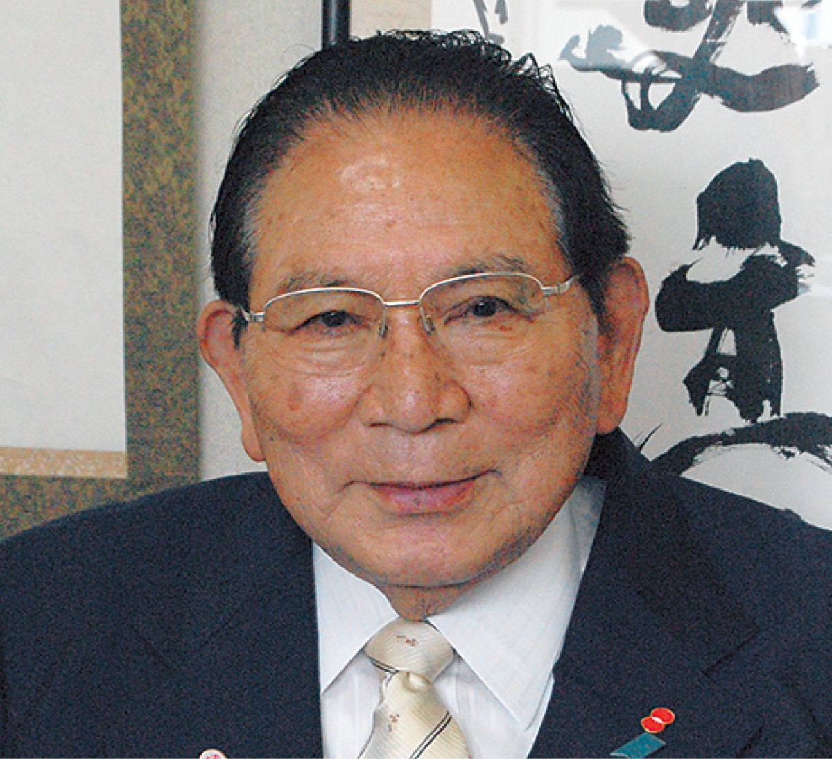 田中慶秋氏が死去