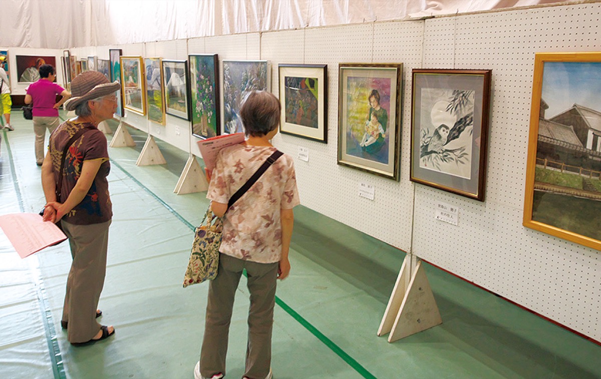 瀬谷センターで開かれていた頃の瀬谷区美術展の様子