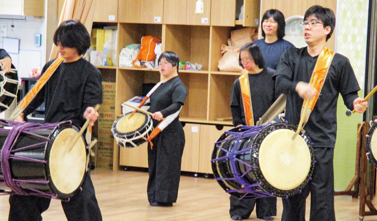 出演する和太鼓グループ＝主催者提供