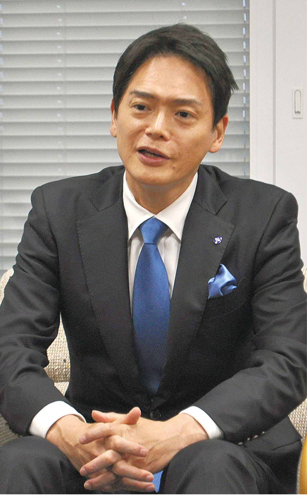 データ活用し政策形成