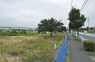 下飯田駅付近からゆめが丘駅方面を望む。右は環状４号