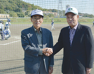 開催の中心メンバー、茂木さん（左）と福田会長
