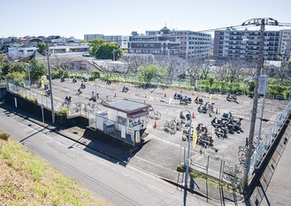 現在の弥生台駅北口自転車駐車場