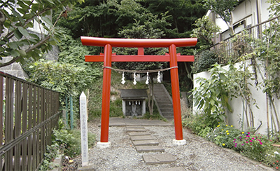 いずみ中央駅から泉小次郎親衡伝承地を歩く