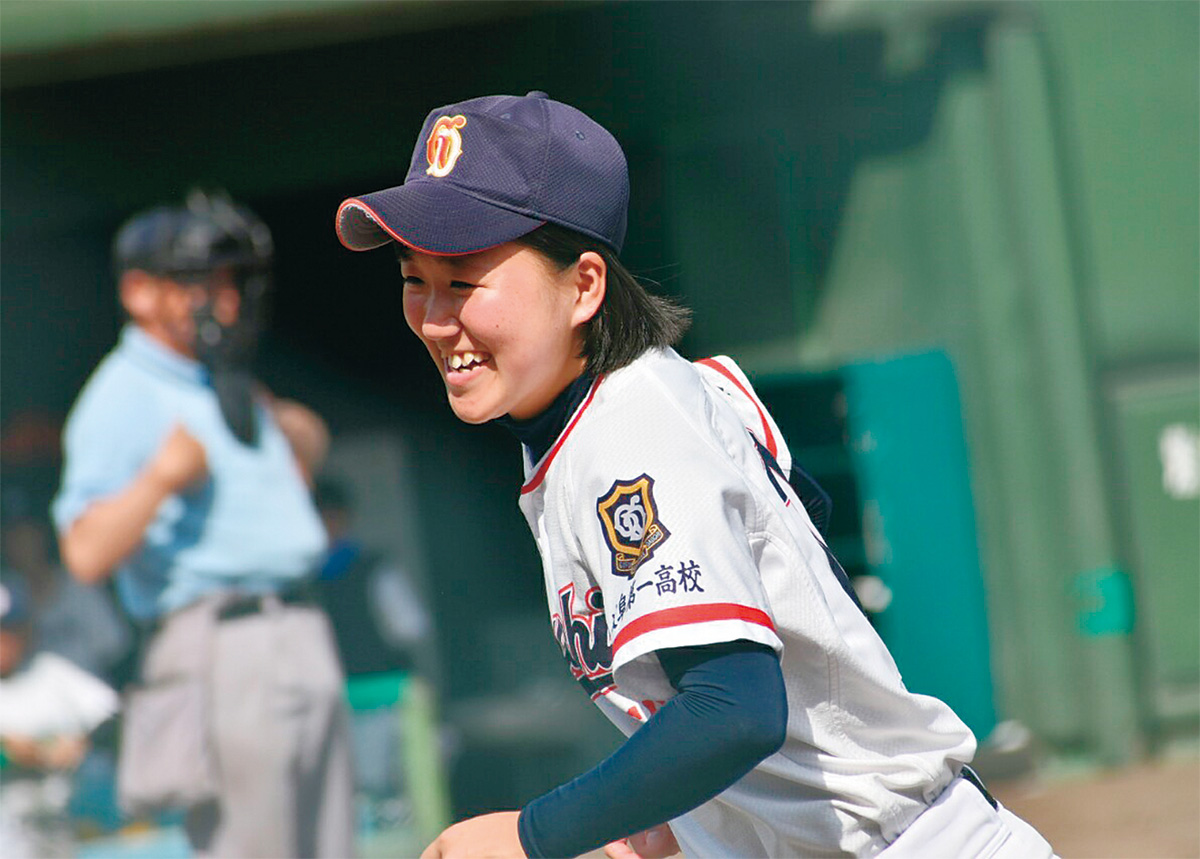 東坊城さん、女子プロ野球へ 入団テストで合格つかむ