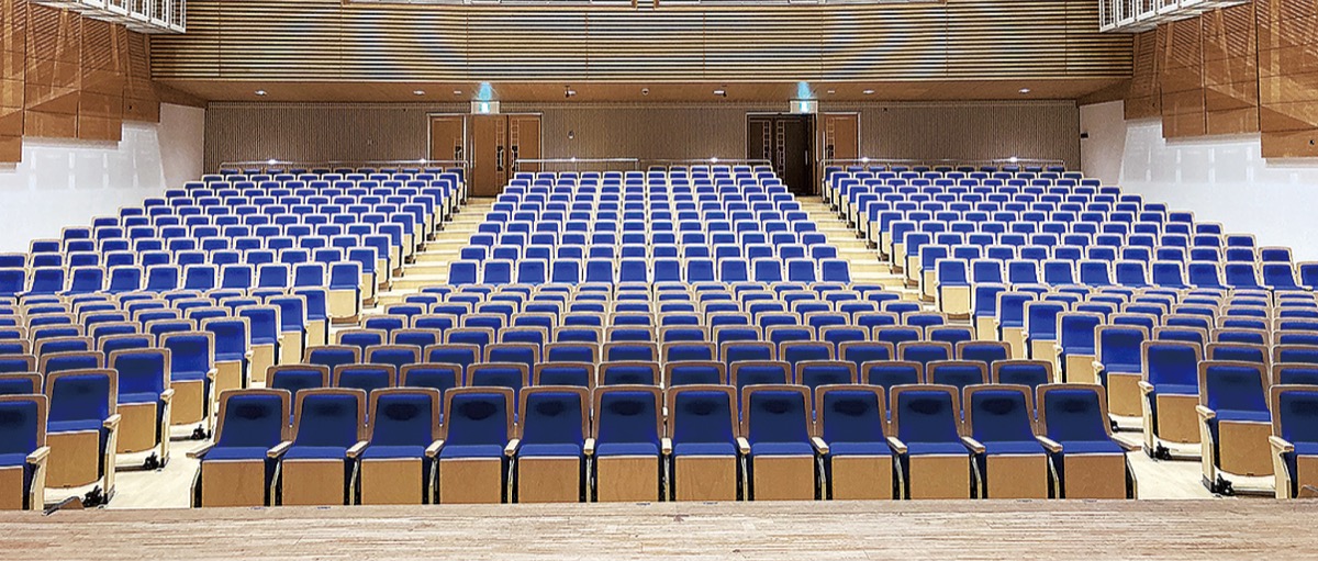 泉公会堂の舞台ウラ