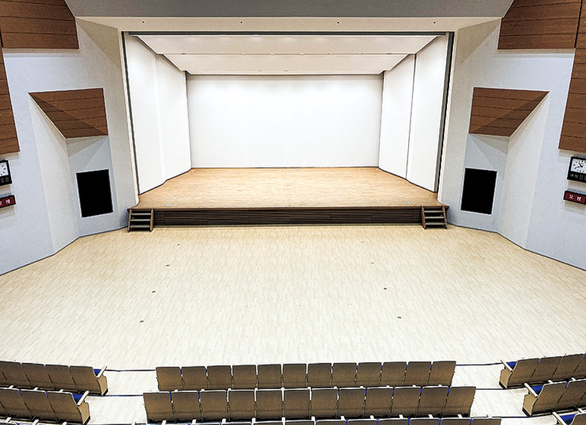 泉公会堂の舞台ウラ
