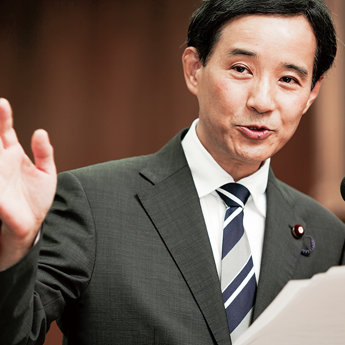 人にささげる政治をあなたに