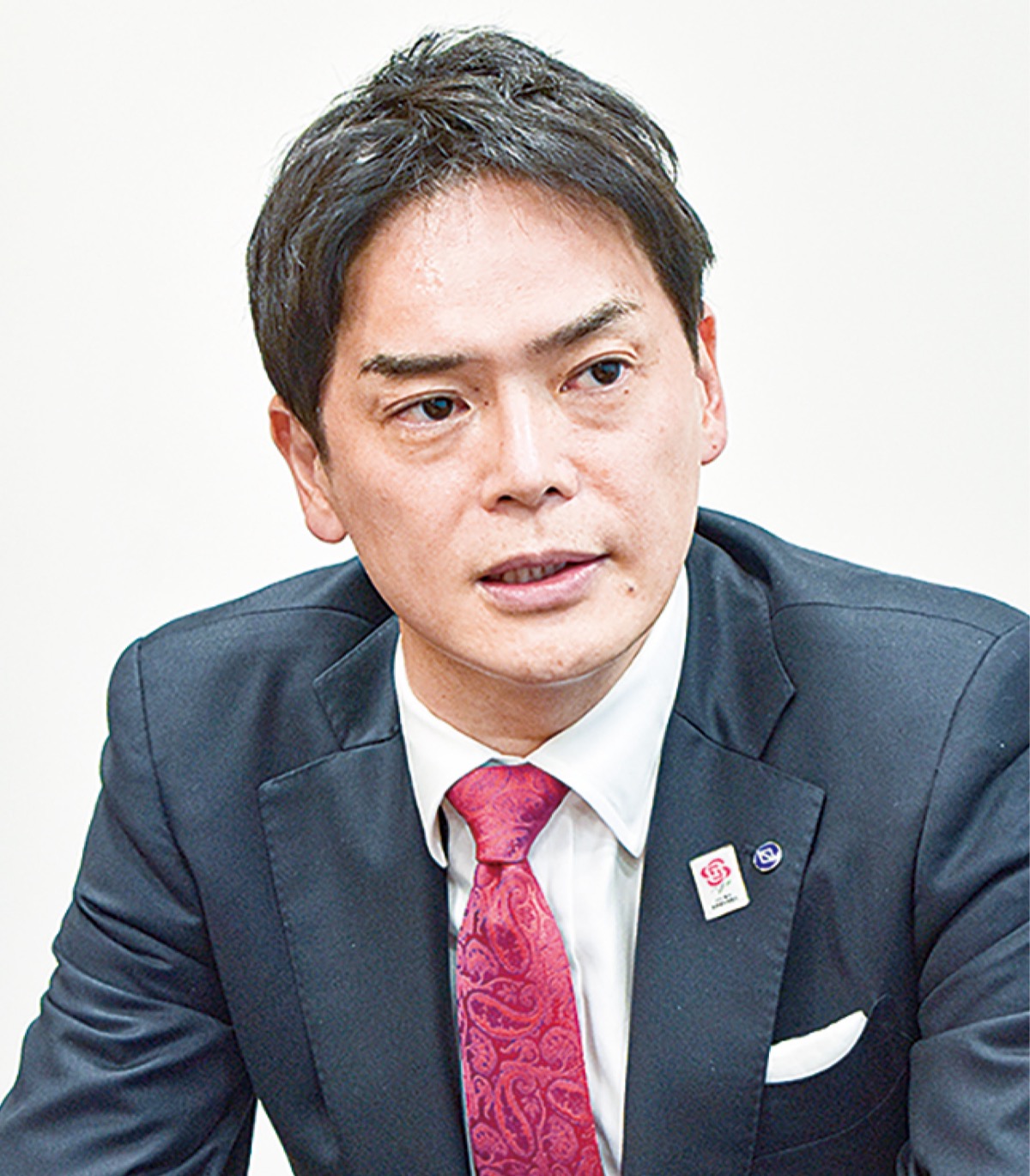 コロナと経済に重点