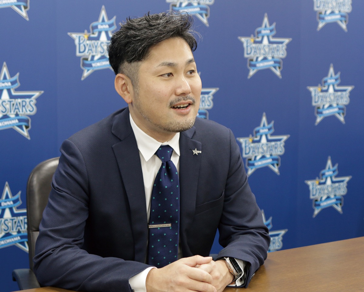インタビューに応じる萩原チーム統括本部長