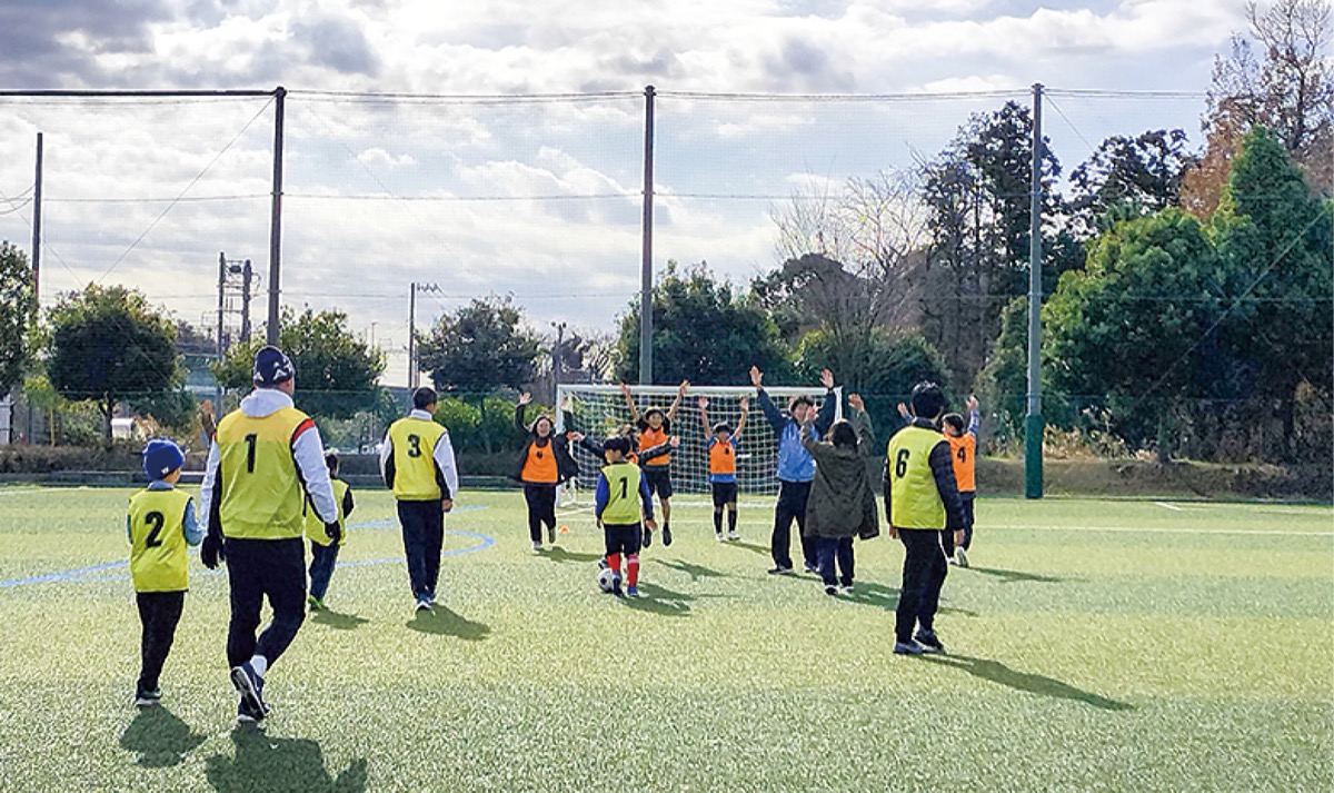 走らず笑顔でサッカー