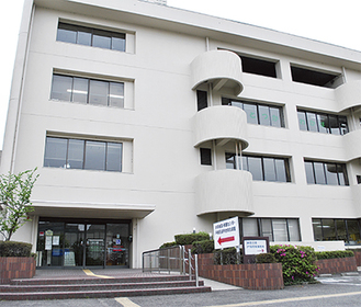 地域会議室は戸塚県税事務所の3、4階にある