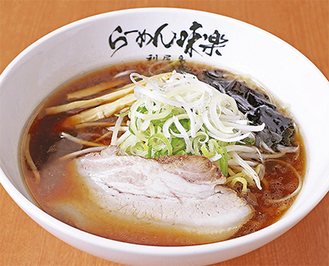 日本三大昆布「利尻昆布」をふんだんに使った「焼き醤油らーめん」は旨味が凝縮した極上スープ