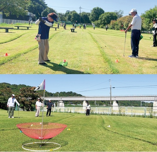 青空の下、ホールに向かってフルスイングする参加者