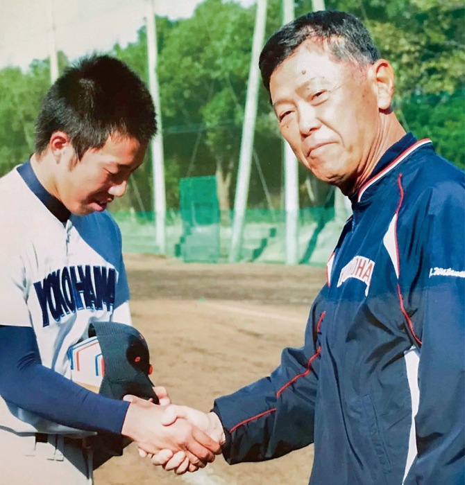 横浜高校野球部OB・中岡さん　名将が導いた背番号｢１｣　渡辺元監督の逝去悼む