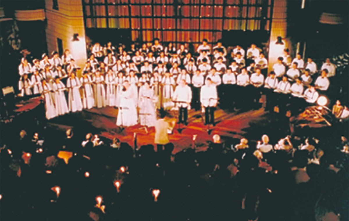 心あふれる歌声が響く同施設の音楽ホール