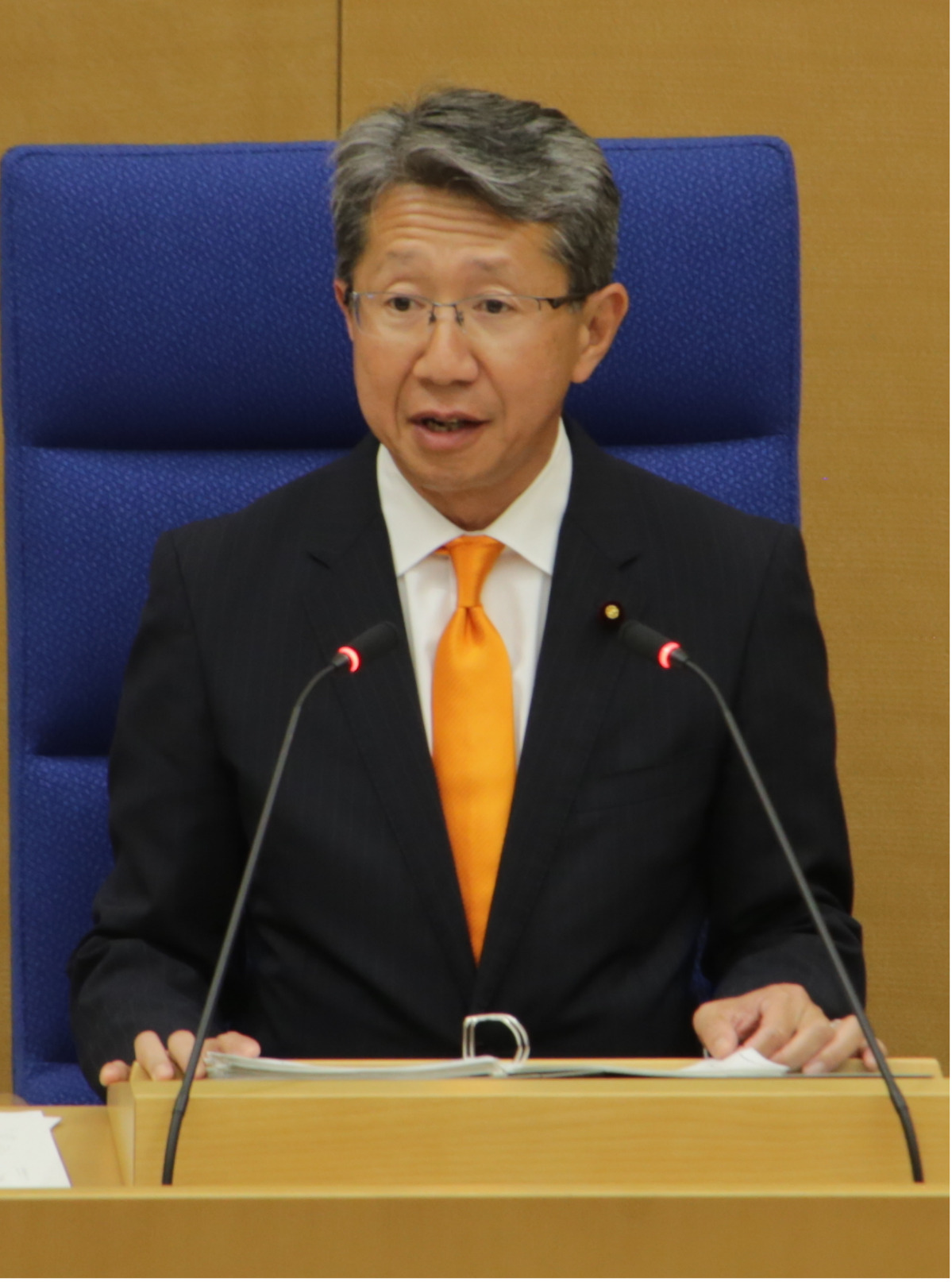 横浜市会 新議長に自民･鈴木太郎氏